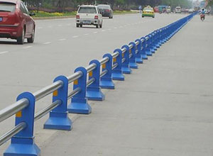 隔离道路护栏图片2